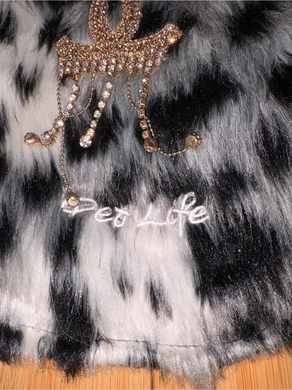 Pet Life Luxe 'Paw Dropping' Designer Gray-Scale Faux Mink Fur Coast, Bedazzled